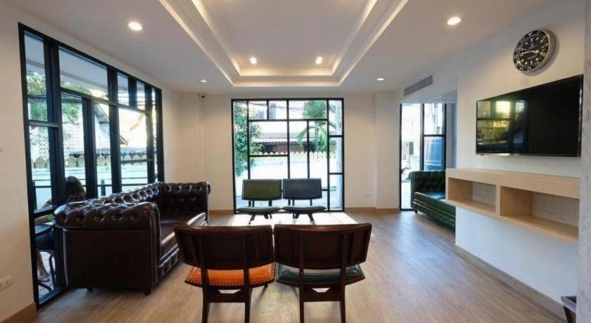 The Y House Hotel Chiang Mai Luaran gambar